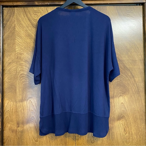 Natori Women’s XL Navy Blue Short Sleeve V-Neck Sweater Soft Lightweight Boxy - Picture 2 of 6